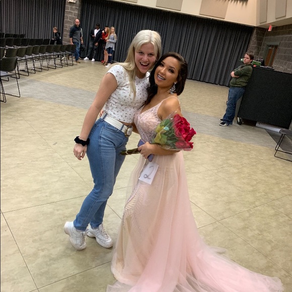 beautiful pageant gown - Picture 2 of 4